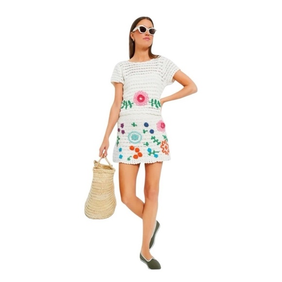 Love the Label Dresses & Skirts - Love The Label Leighton Skirt Size XS NWT Multi Ivory Crochet Cotton Mini Boho